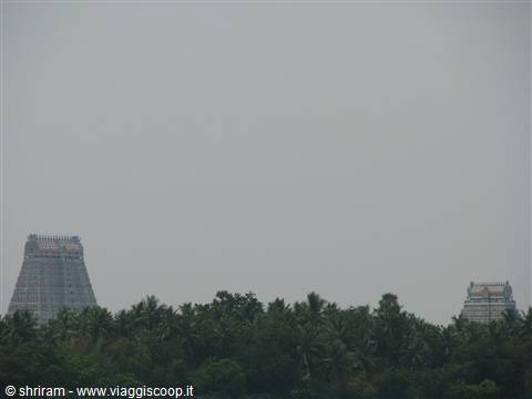 Templo di Srirangam, visto dal letto del fiume Kaveri