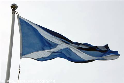 Scottish Flag at Urquhart castle