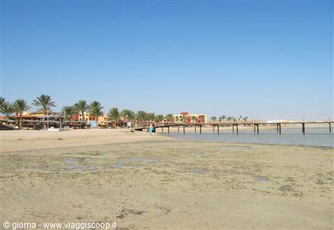 19 - Bassa marea e pontile