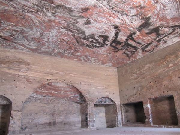  Tomba dell'Urna, interno colorato