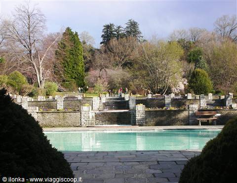 terrazzamenti con piscina