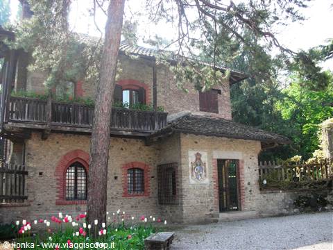 case abitate dai cittadini del borgo