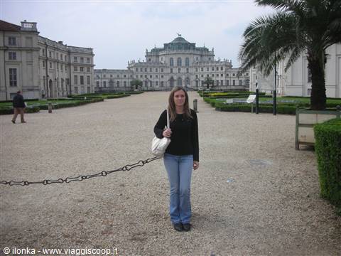 io e in sfondo palazzina di caccia di stupinigi