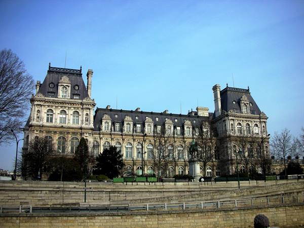 hotel de ville
