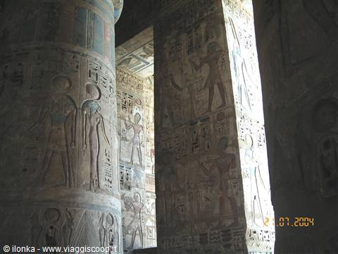 geroglifici nel tempio