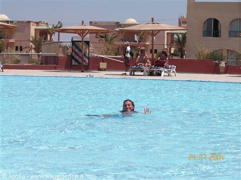 piscina del villaggio