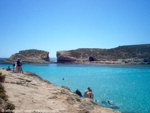 LA BLUE LAGOON