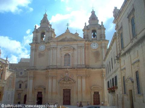 LA CATTEDRALE DI SAN PIETRO E PAOLO A MDINA