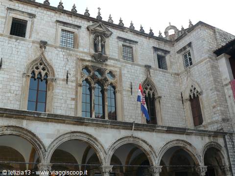 DUBROVNIK - Palazzo Sponza