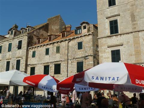 DUBROVNIK - Piazza Gundulic