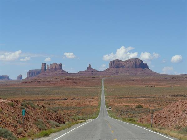 On the road sulla scenic drive 163