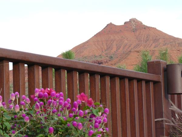 Red Cliff Lodge