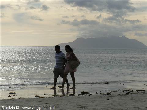 Tramonto a Beau Vallon