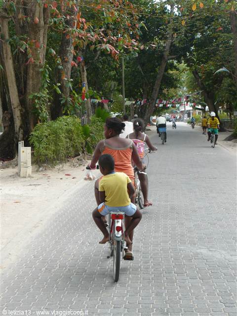 Sulle strade dell'Isola