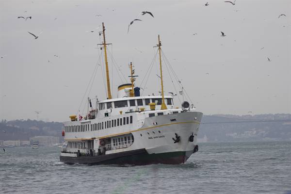 Eminonu - Traghetto sul Bosforo