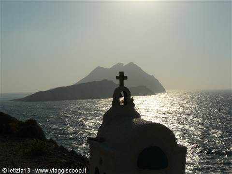 Tramonto sull'Isola di Nikouria