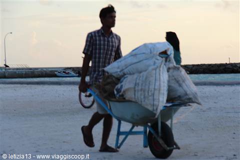 Life in Gulhi