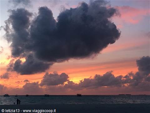Sunset Bar...bye bye Rihiveli