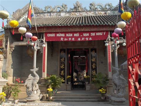 Hoi An: le case antiche, congregazioni e altari
