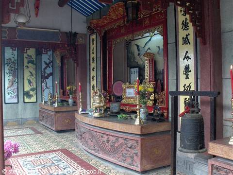 Hoi An: le case antiche, congregazioni e altari