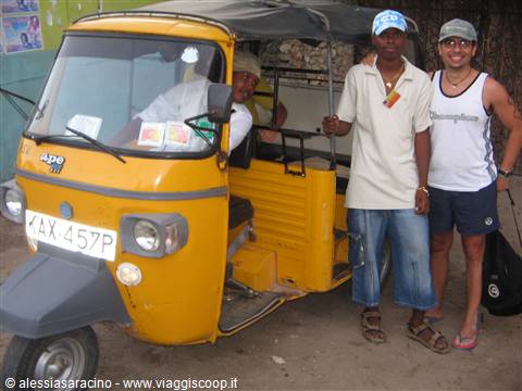 Tuk tuk: Dida, Alessio, Salim