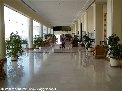 dalla reception verso il ristorante