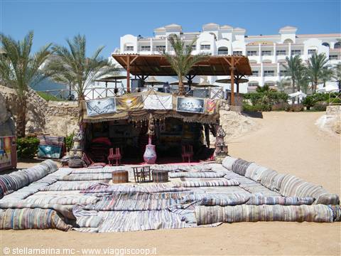 relax per la sera ed altro bar della spiaggia