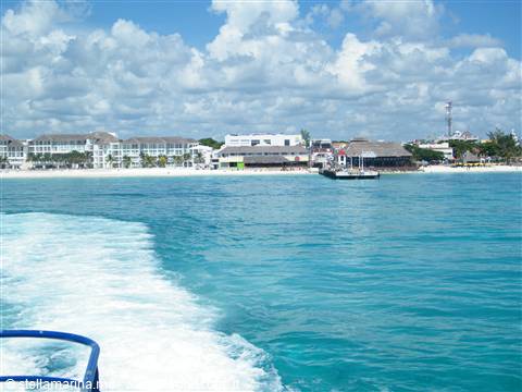 Porto di Playa del Carmen, Porto Morales