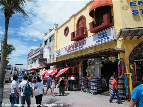un buon posto per fare acquisti a Playa