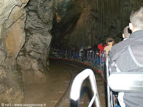 trenino grotte Postunia