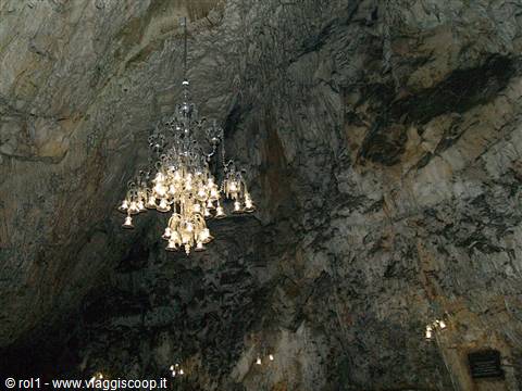 Grotte di Postunia