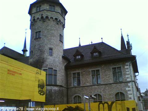 Castello con al suo interno il museo di storia svizzera