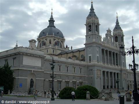 madrid catedral de la Almudena