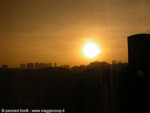 Alba a Singapore
