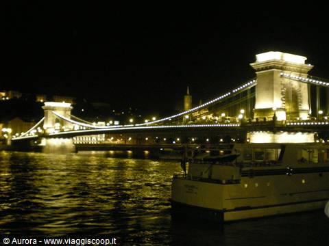 il ponte delle catene