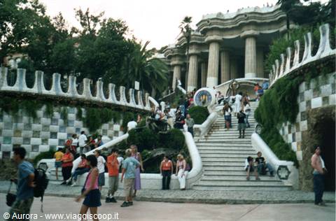 Il drago rivestito di piatrelle colorate di Parc Guell