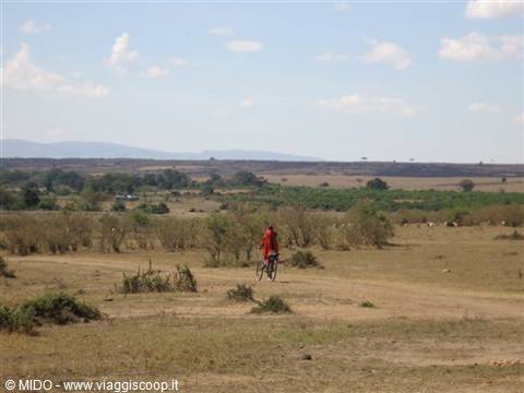 Masai...in bicicletta