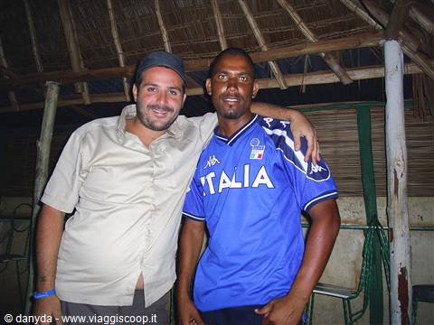 CON SHARIF BEACH BOYS