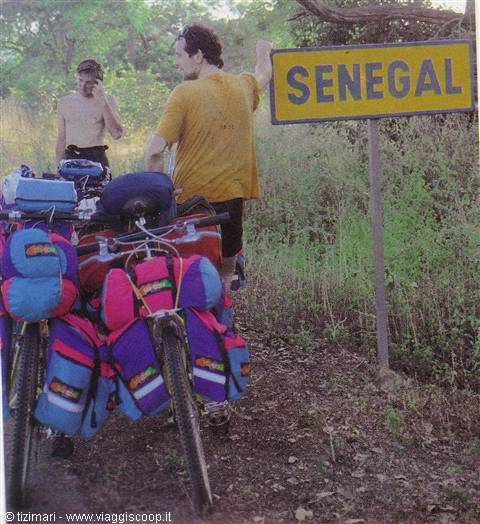 Di nuovo in strada "il confine Gambia / Senegal"