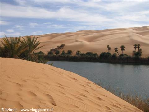 Lago Umm al Maa (madre delle acque) erg di ubari