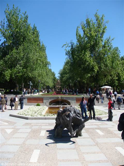 Lungo i viali del Parque del Buen Retiro