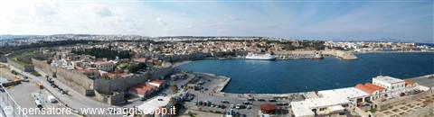 Panorama di Rodi fotografato dalla nave