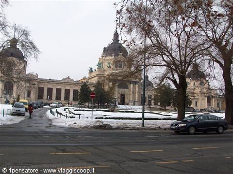 Edificio dei bagni termali Szèchenyi