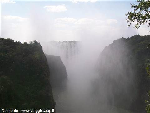 Victoria Falls dallo Zambia