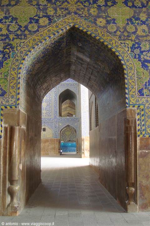 Ishfahan Piazza Imam particolare portali