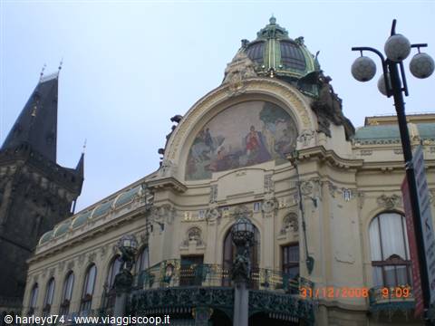 galleria in namesti republik