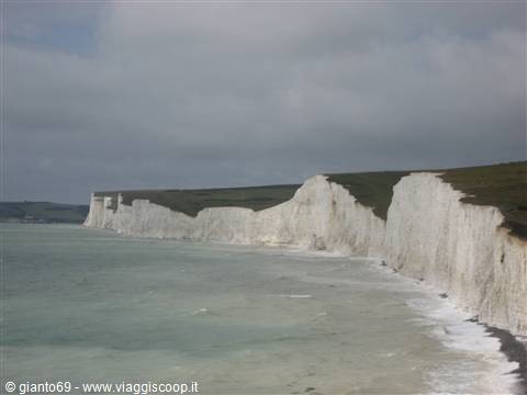 Seven Sisters cliff