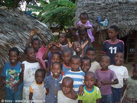...I MERAVIGLIOSI BAMBINI DEL KENYA