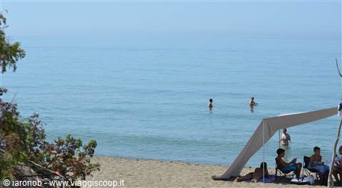 Marina di Albarese spiaggia
