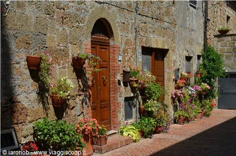 Sovana scorcio